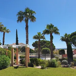 Location Pour 4 Personnes Presqu Ile De Giens 3 Etoiles , Hyères France
